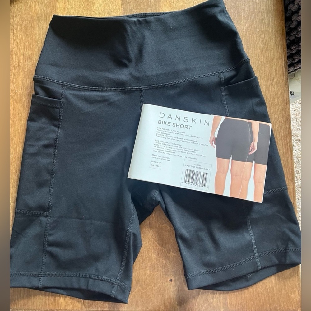 Danskin biker short